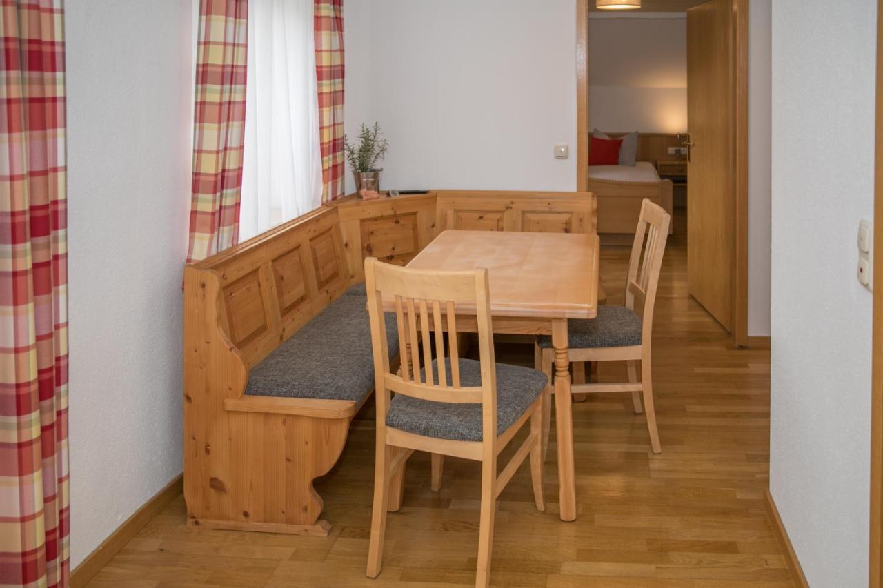 Hotel Im Sonnental ヤヘナウ エクステリア 写真