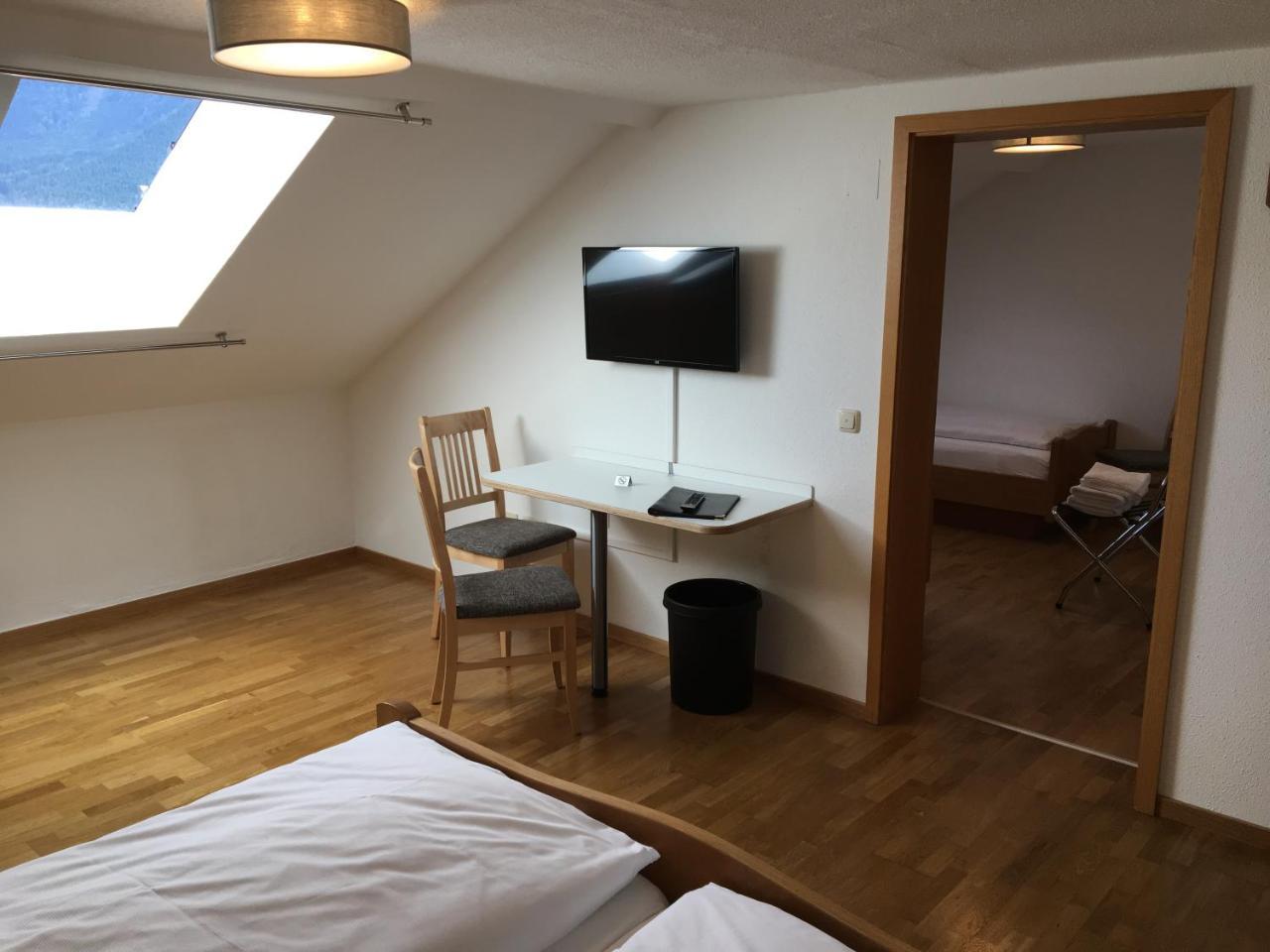 Hotel Im Sonnental ヤヘナウ エクステリア 写真
